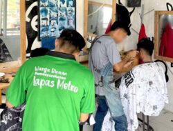 Warga Binaan Lapas Metro Kembangkan Keterampilan Pangkas Rambut