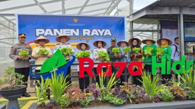 Dirwatkeshab Didampingi Kakanwil Ditjenpas Lampung dan Seluruh Ka UPT Lakukan Panen Raya Secara Serentak di Lapas Rajabasa