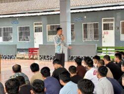 Ciptakan Rutan Aman dan Tertib, Kepala Rutan Kelas IIB Sukadana Sampaikan Arahan Komprehensif Kepada Warga Binaan