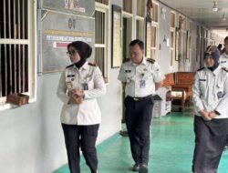 Prioritaskan Kelompok Rentan, Kalapas Kelas I Bandar Lampung Sisihkan Waktu Sapa Lansia di Tengah Deteksi Dini