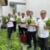 Kalapas Kelas IIB Kota Bakti Berserta Jajaran Laksanakan Panen Perdana Kangkung Dukung Ketahanan Pangan