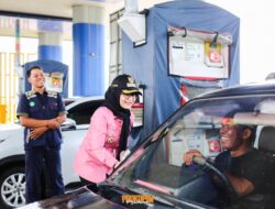 Bupati Nanda Indira Cek Kesiapan Pos Pengamanan Arus Mudik Lebaran, Pelayanan Pemudik Jadi Prioritas