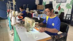 Aktif Berkarya di Balik Mesin Jahit, Warga Binaan Lapas Kelas I Bandar Lampung Kantongi Sertifikat BNSP