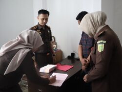 Kejari Lampung Selatan Terima Pembayaran Denda Kasus Pemalsuan Ijazah Oknum Anggota DPRD