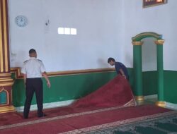 Semarak Hari Bhakti Pemasyarakatan ke-62, Lapas Kotaagung Gelar Bakti Sosial Bersih-Bersih Masjid