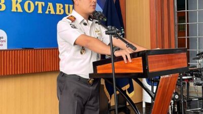 Kepala Rutan Kotabumi Pimpin Upacara Pemberhentian Sementara Oknum Pegawai yang Terlibat Kasus Penyelundupan Narkoba ke Dalam Lapas