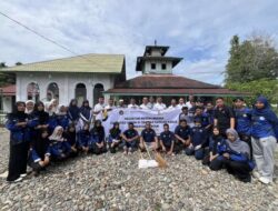 Lapas Kelas IIB Kota Bakti Bersih-bersih Fasilitas Umum Dalam Rangka HBP Ke-62