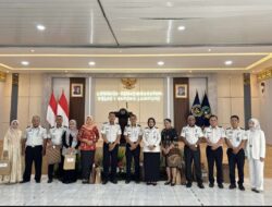 Kalapas Kelas I Bandar Lampung Pimpin Acara Pisah Sambut dan Pelepasan Petugas Pensiun dengan Penuh Haru dan Kehangatan