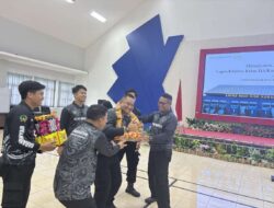 Perkuat Ketahanan Mental dan Kekompakan Petugas, Lapas Karanganyar Adakan FGD Manajemen Stres bagi Pegawai