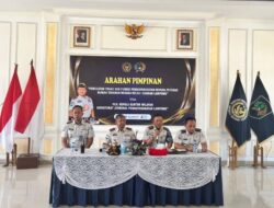 Plh Kakanwil Ditjenpas Beri Arahan Kepada Petugas Rutan Bandar Lampung Dalam Perkuat Integritas dan Profesionalisme