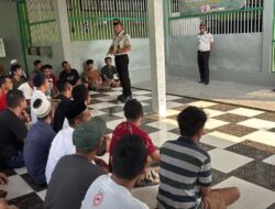 Pejabat Struktural Lapas Kelas I Bandar Lampung Berikan Pengarahan Langsung Kepada Warga Binaan