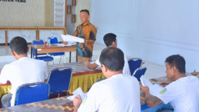 Warga Binaan Lapas Muara Tebo Tetap Semangat Ikuti Paket B dan C
