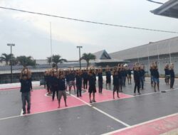 Tingkatkan Kesehatan dan Disiplin, Lapas Kelas I Bandar Lampung Laksanakan Pembinaan Kepribadian Melalui Senam Bersama Warga Binaan