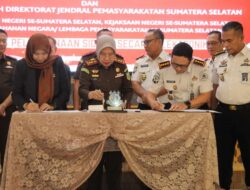 Wujudkan Peradilan yang Efektif dan Terintegrasi, Kepala Lapas Banyuasin Ikuti Penandatanganan PKS Sidang Elektronik