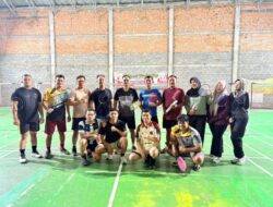 Petugas Lapas Muara Tebo Rutin Gelar Badminton Bersama untuk Perkuat Soliditas dan Jaga Kebugaran