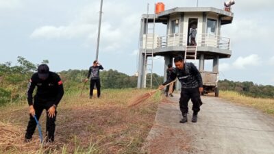 Jumat Bersih, Lapas Khusus Karanganyar Gelar Kerja Bakti Kebersihan Lingkungan