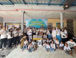 Dampingi Kakanwil Maulidi Hilal, Kepala Lapas Kelas I Bandar Lampung Salurkan Bantuan Sembako dan Hibur Anak ke Panti Asuhan Bussaina