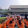 Rutan Kelas IIB Menggala Bagikan Peralatan Mandi dan Pakaian, Sekaligus Sosialisasikan Bank Sampah Kepada Warga Binaan