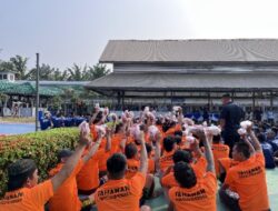 Rutan Kelas IIB Menggala Bagikan Peralatan Mandi dan Pakaian, Sekaligus Sosialisasikan Bank Sampah Kepada Warga Binaan