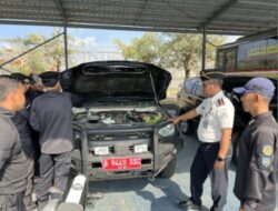 Lapas Karanganyar dan Jajaran Pegawai BMN Lakukan Pengecekan Kendaraan Dinas
