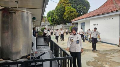 Kepala Lapas Bandar Lampung Cek Kebersihan Air Bersih Pastikan Higienitas Terjaga dan Sediakan Fasilitas Air Panas Gratis untuk Warga Binaan