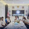 Kalapas Agus Wahono Berserta Jajaran Lapas Kelas IIA Bontang Ikuti Pelantikan dan Pengambilan Sumpah Jabatan Pejabat Pimpinan Tinggi Kemenimipas dan Kick Off Peringatan Hari Bakti Kemenimipas Ke-2
