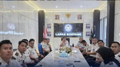 Kalapas Agus Wahono Berserta Jajaran Lapas Kelas IIA Bontang Ikuti Pelantikan dan Pengambilan Sumpah Jabatan Pejabat Pimpinan Tinggi Kemenimipas dan Kick Off Peringatan Hari Bakti Kemenimipas Ke-2